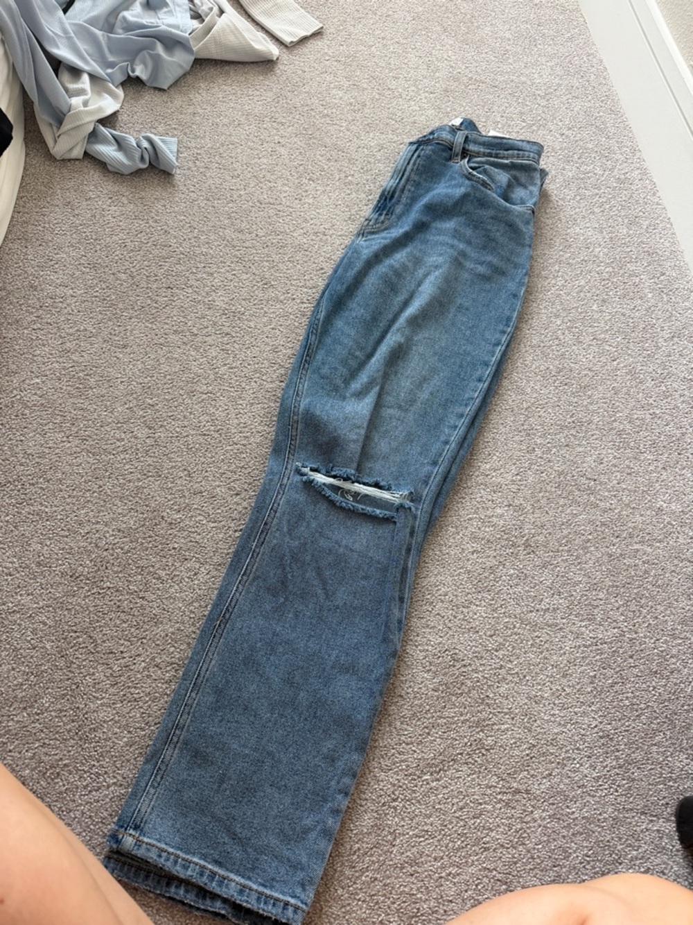 Abercrombie & Fitch Curve Love Ultra High Rise 90s Straight Jean